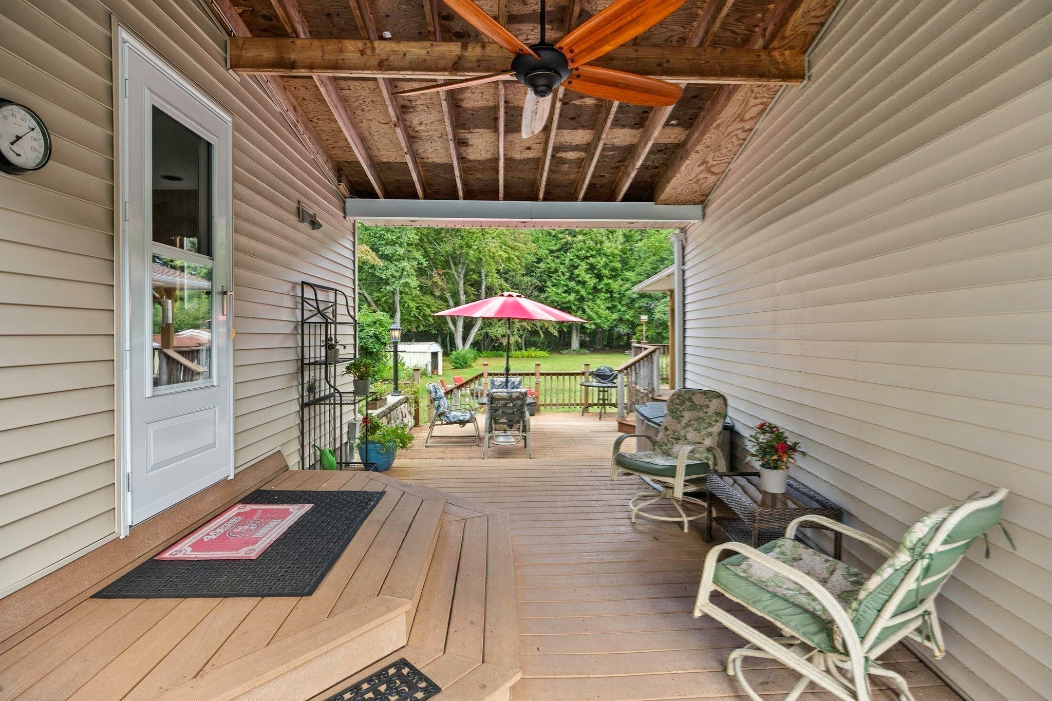 254 Mccarthy Ave, Chicopee, MA Photo #22