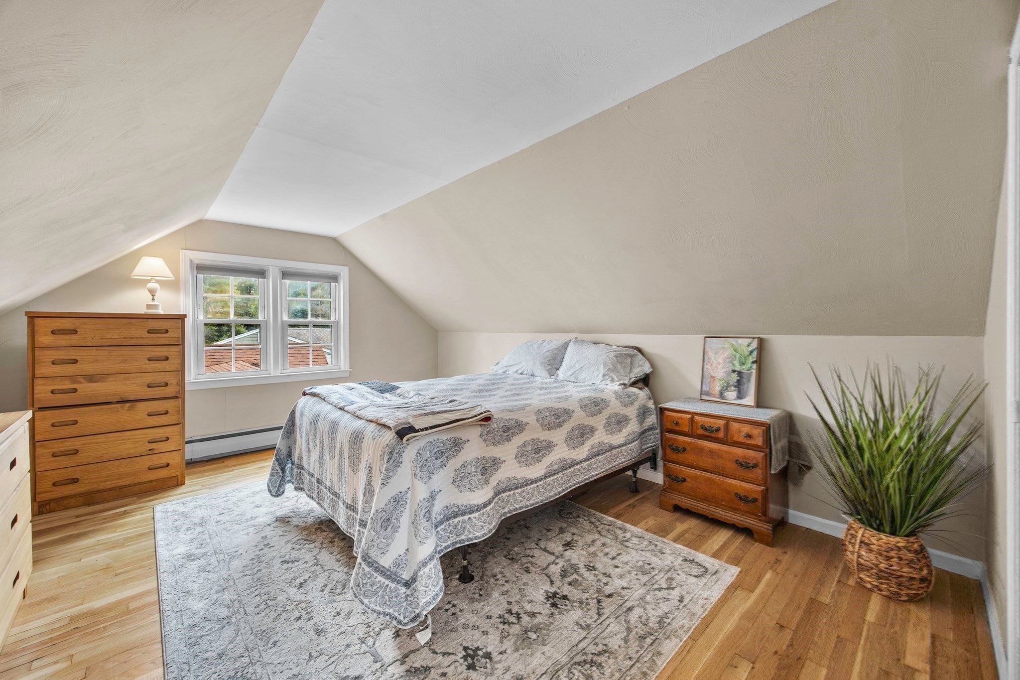 254 Mccarthy Ave, Chicopee, MA Photo #15