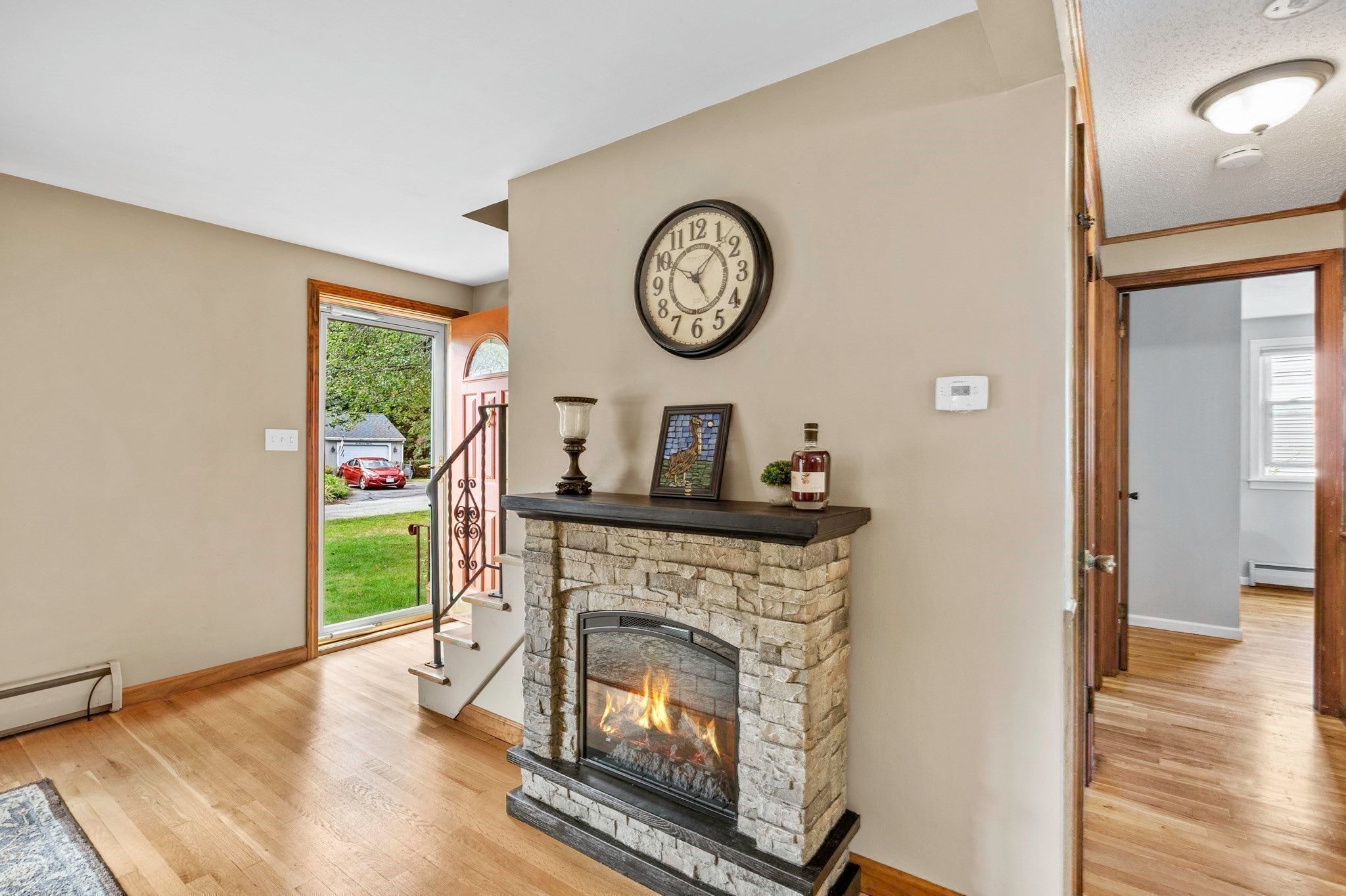254 Mccarthy Ave, Chicopee, MA Photo #12