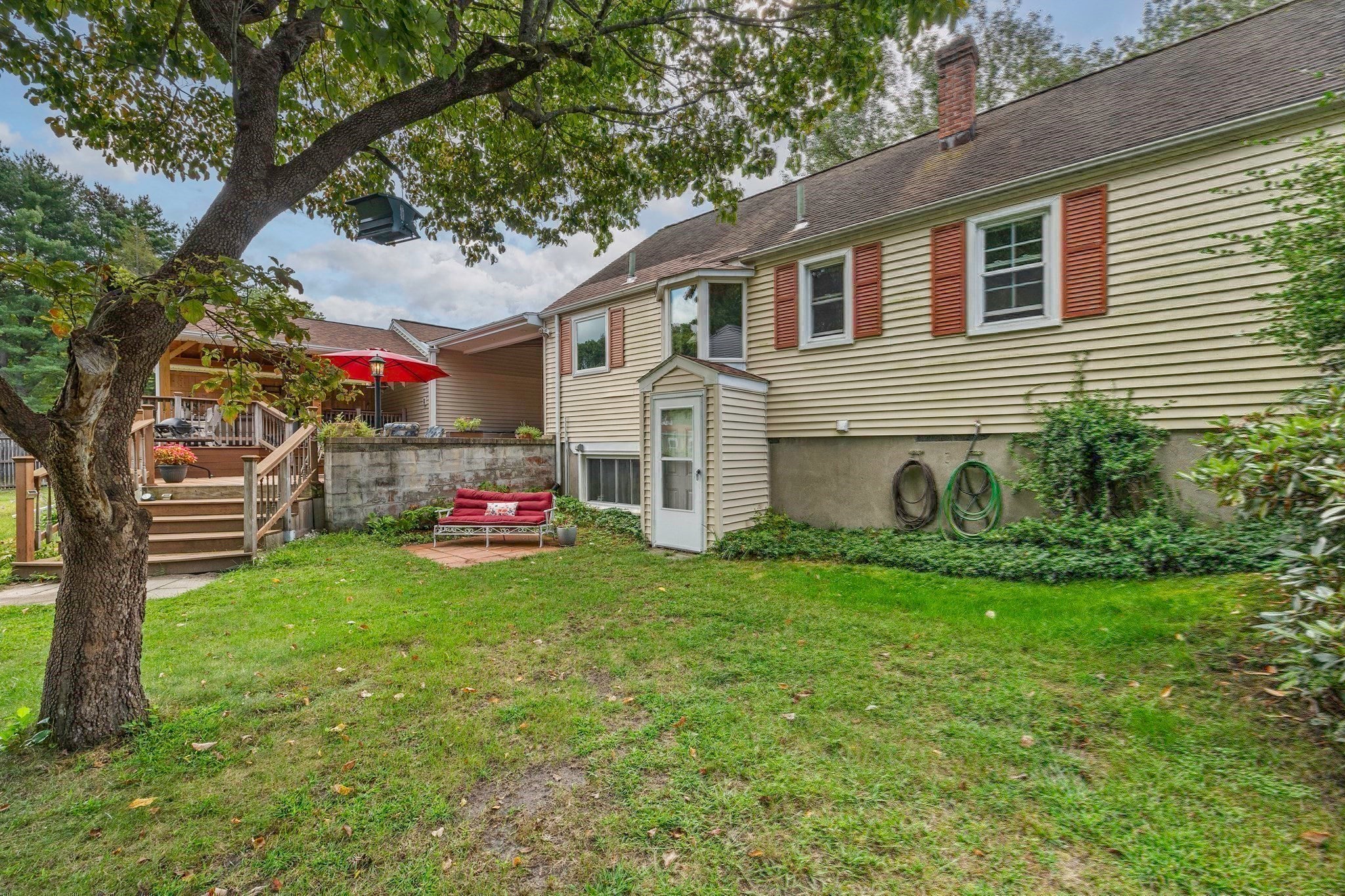 254 Mccarthy Ave, Chicopee, MA Photo #26