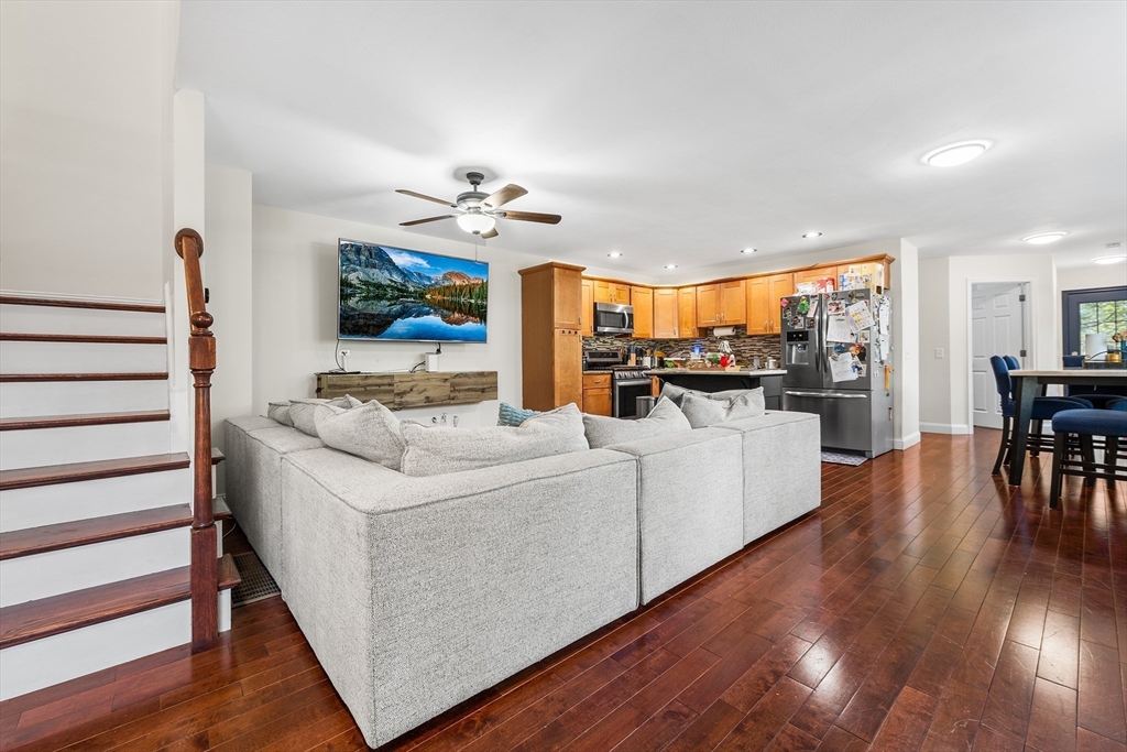 7 Mount Vernon St 7