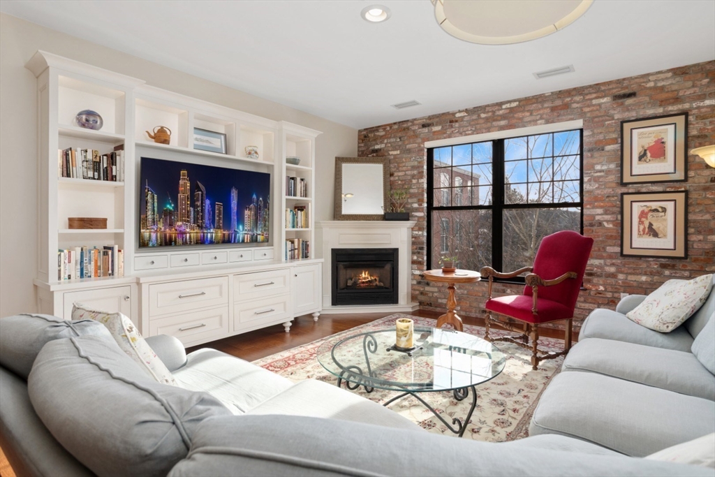 248 Albion Street 231