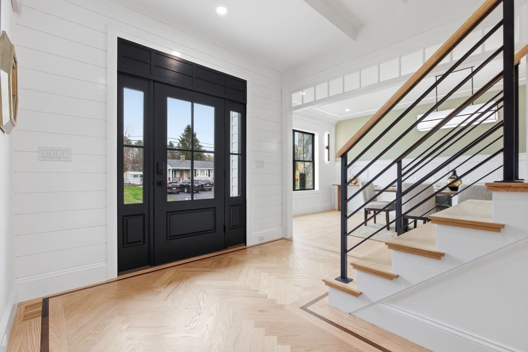 5 Lisa St, Burlington MA 01803