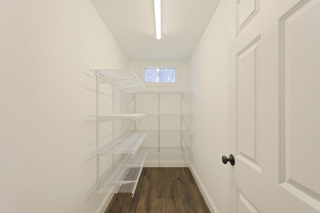 Bellingham, Massachusetts 02019, United States, 3 Bedrooms Bedrooms, ,2 BathroomsBathrooms,Residential,Active,232246