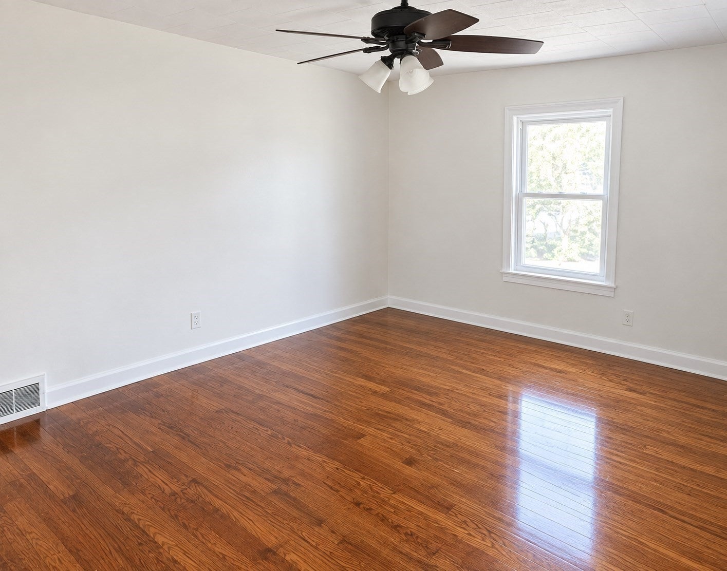 27 Stocker ST, Springfield, MA Photo #3