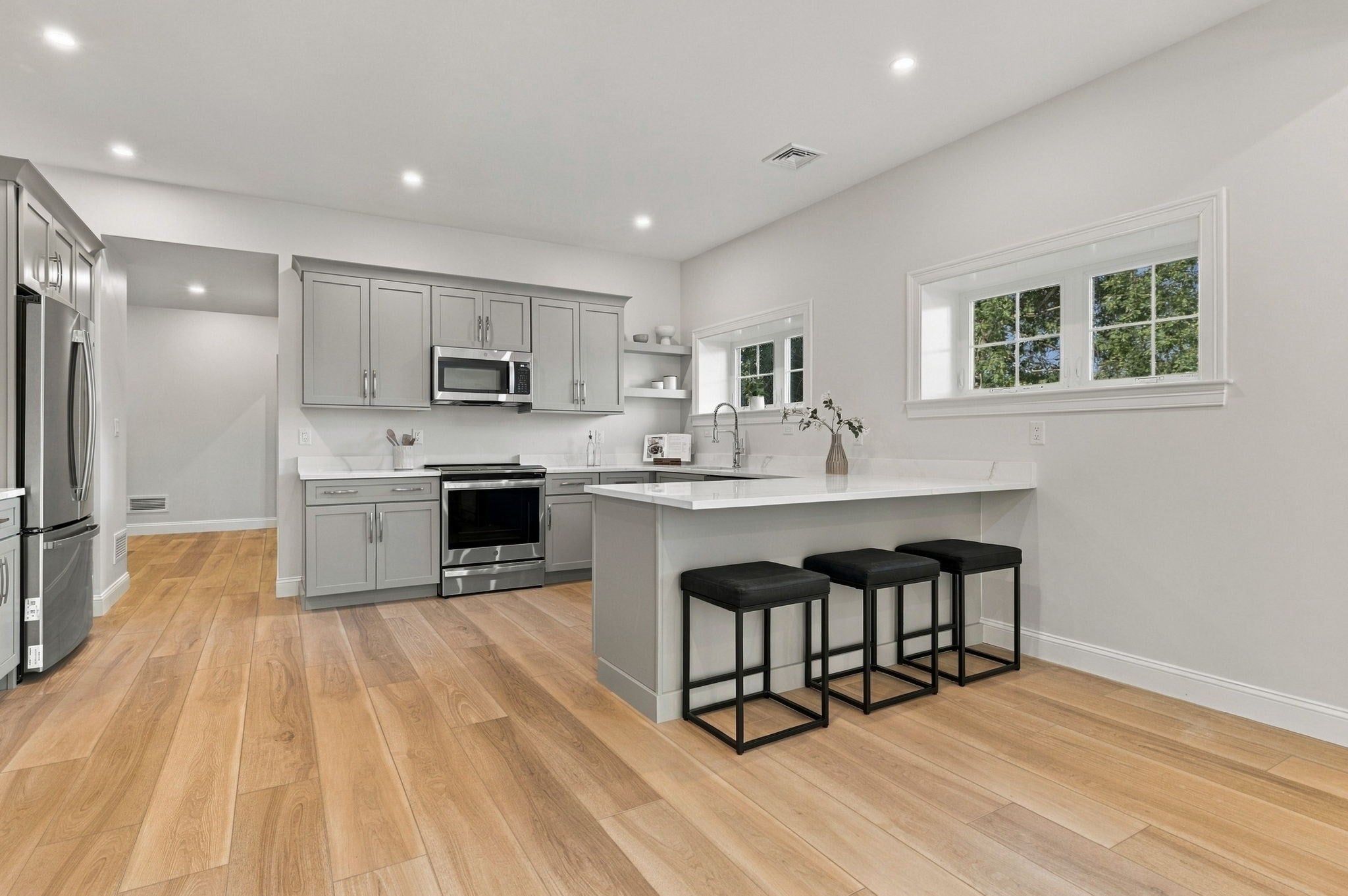 14 Liana St, Woburn, MA Photo #29