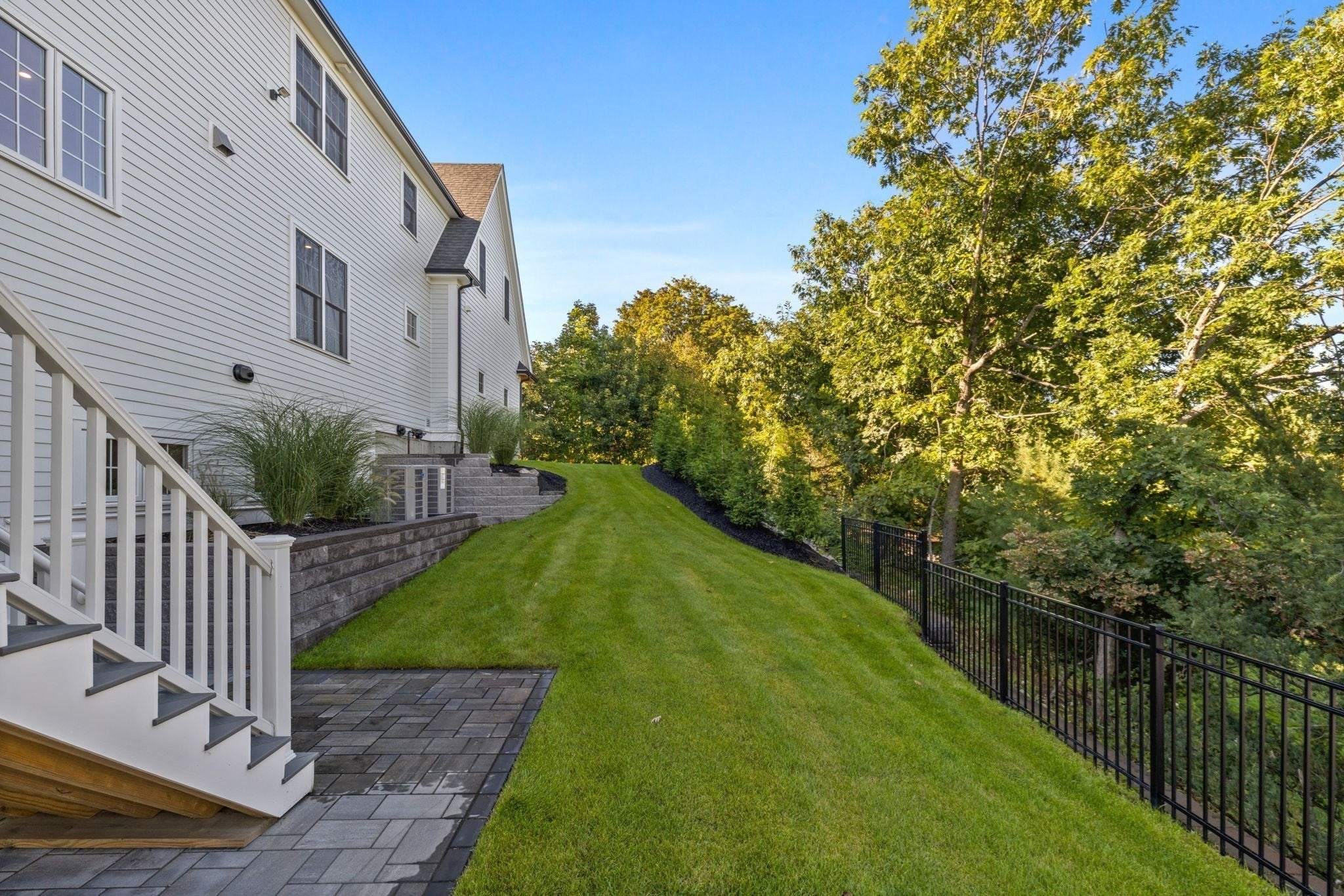 14 Liana St, Woburn, MA Photo #33