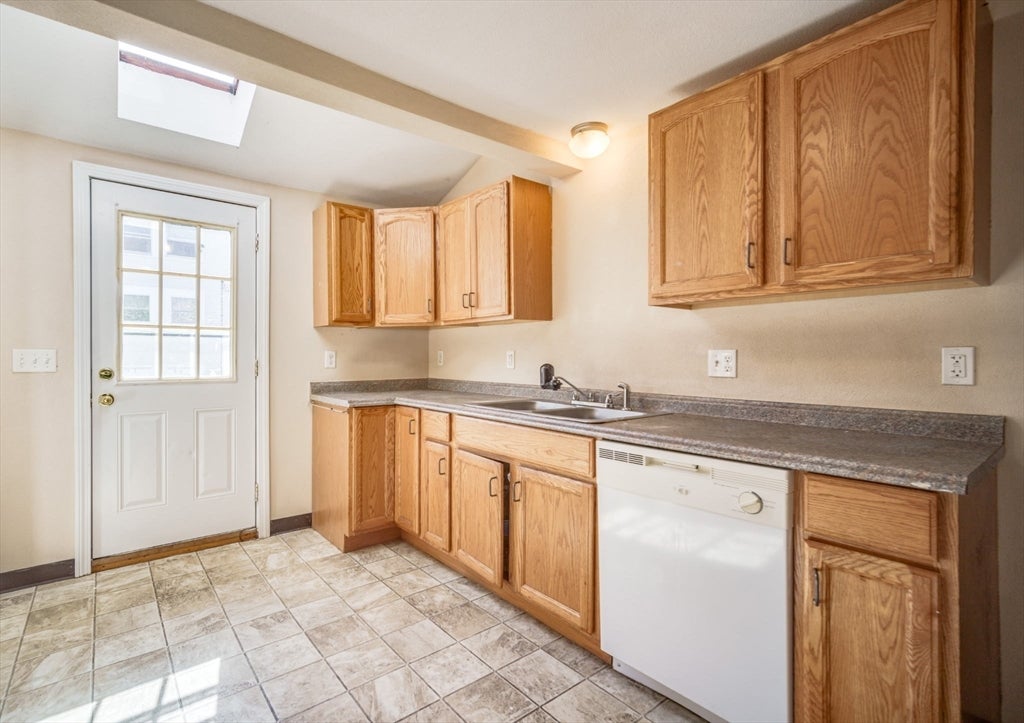 42 Fox Run, Southbridge, MA, 42 Fox Run, Southbridge, MA Photo #4
