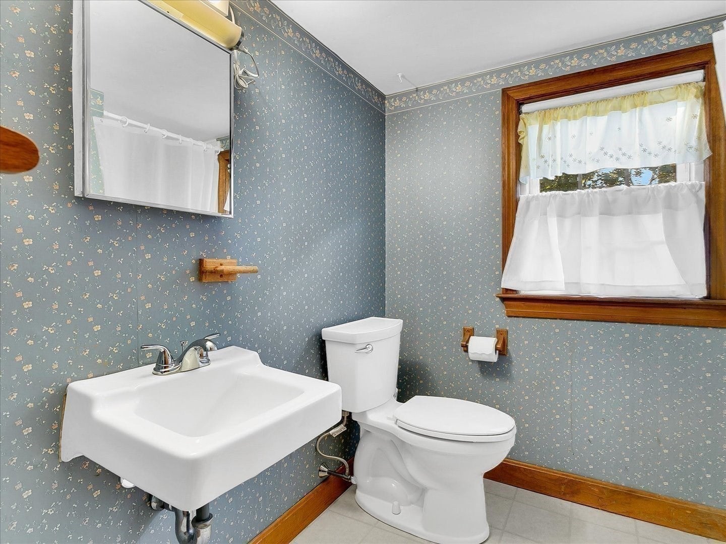 31 Chipman Road, Beverly, MA, 31 Chipman Road, Beverly, MA Photo #19