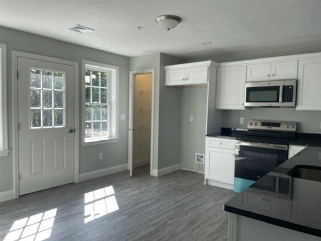 1139 Main Street 1