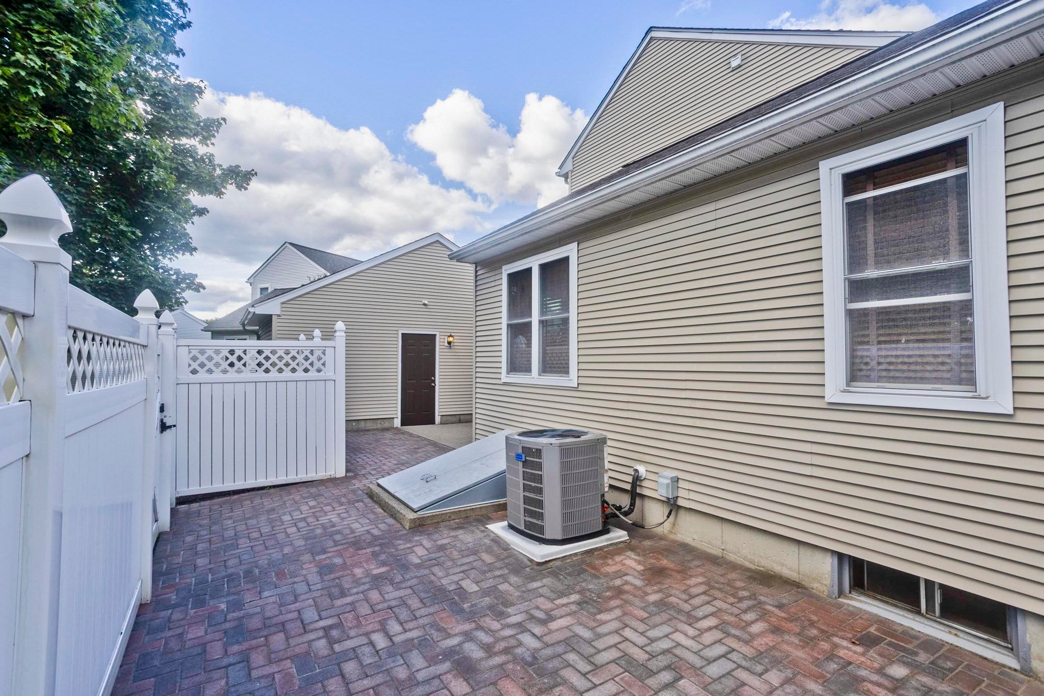27 Curry Lane #27, Chicopee, MA, 27 Curry Lane #27, Chicopee, MA Photo #29