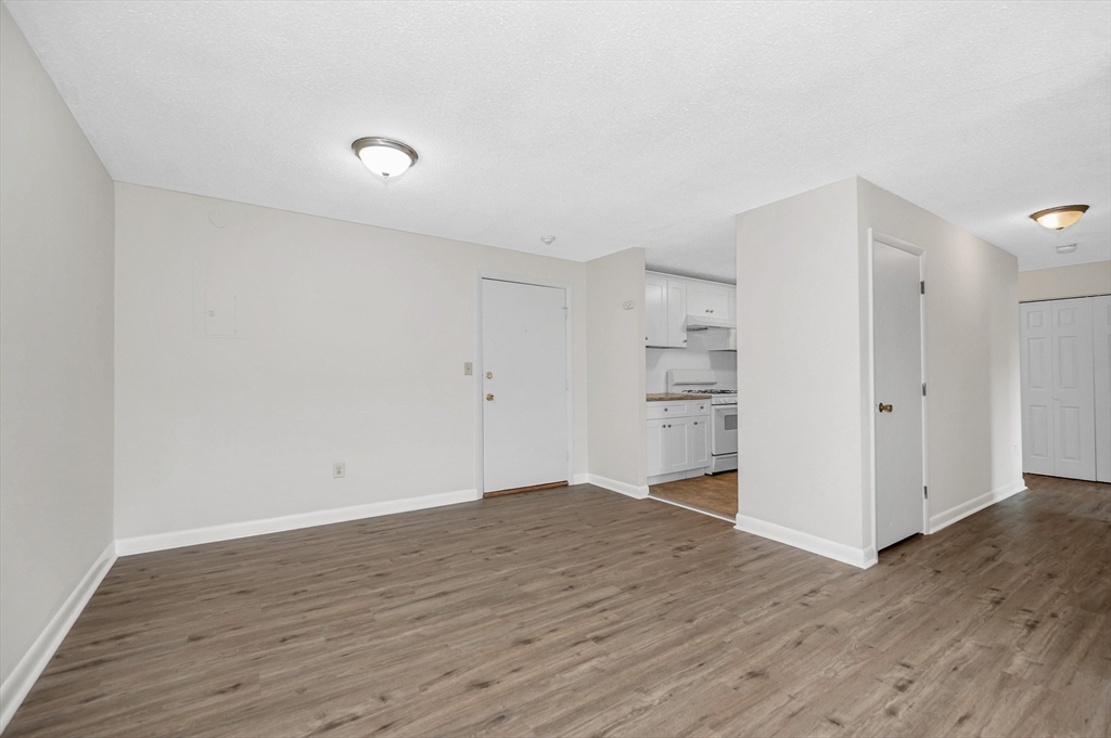 307 Pawtucket Blvd 23