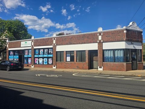 Photo of 87 Warren St, Arlington, MA 02474 (MLS # 73512244)