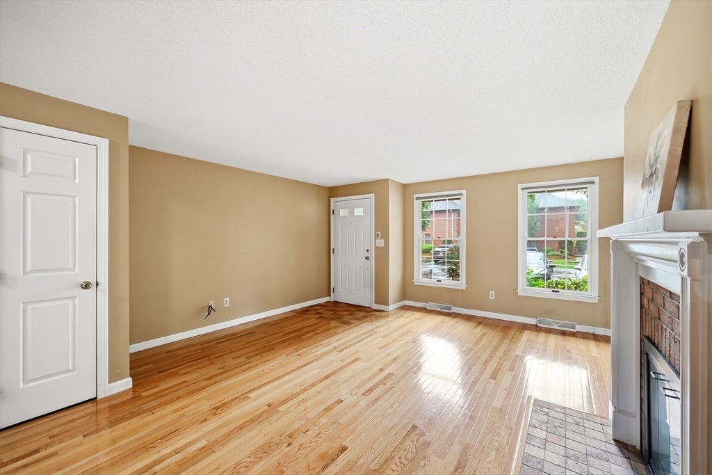 2 Mansion Woods Dr #B, Agawam, MA, 2 Mansion Woods Dr #B, Agawam, MA Photo #6