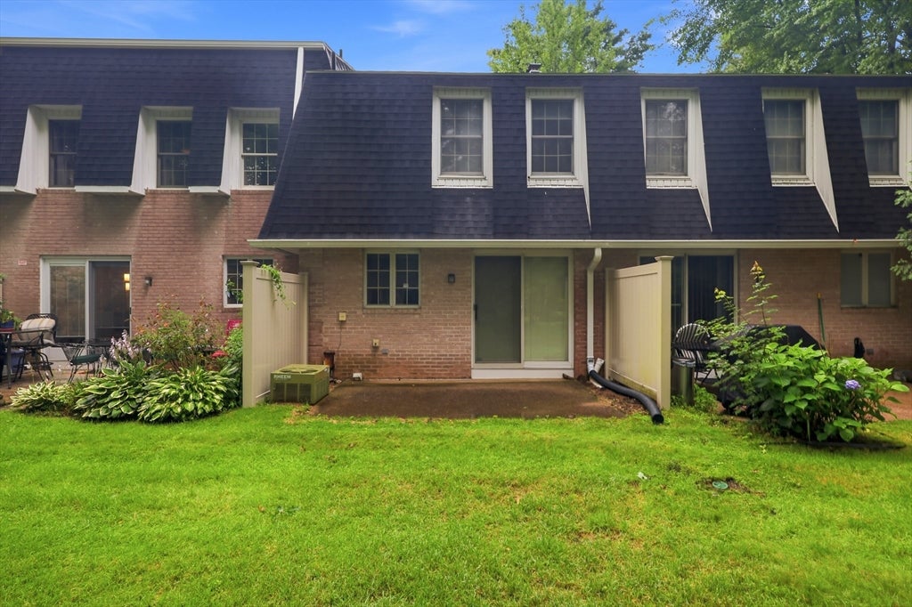 2 Mansion Woods Dr #B, Agawam, MA, 2 Mansion Woods Dr #B, Agawam, MA Photo #26