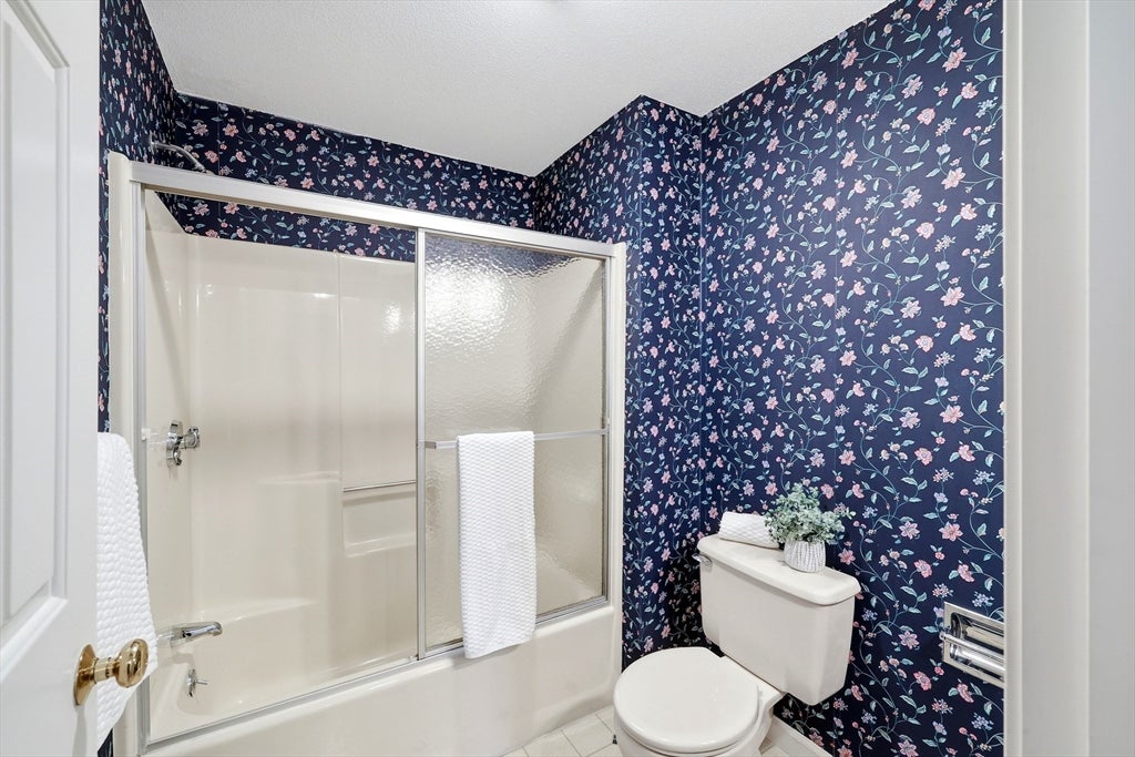 2 Mansion Woods Dr #B, Agawam, MA, 2 Mansion Woods Dr #B, Agawam, MA Photo #17