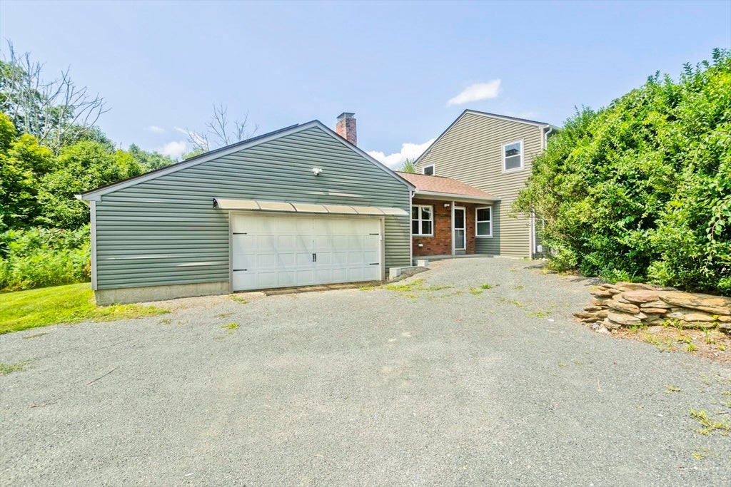 184 Pitcher St, Montgomery, MA, 184 Pitcher St, Montgomery, MA Photo #3