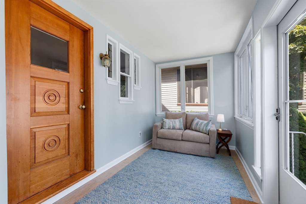 15 Greenleaf Ave, Medford, MA Photo #12