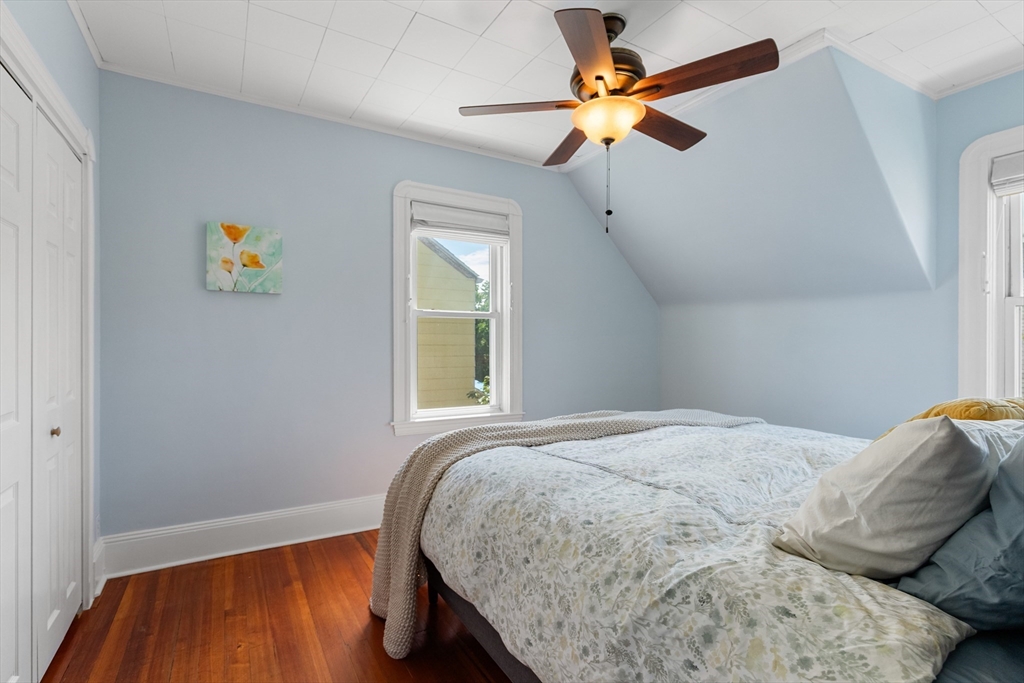 15 Greenleaf Ave, Medford, MA Photo #20