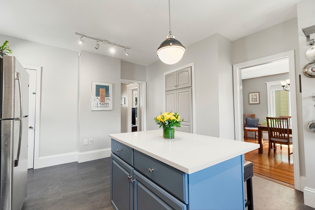 15 Greenleaf Ave, Medford, MA Photo #10