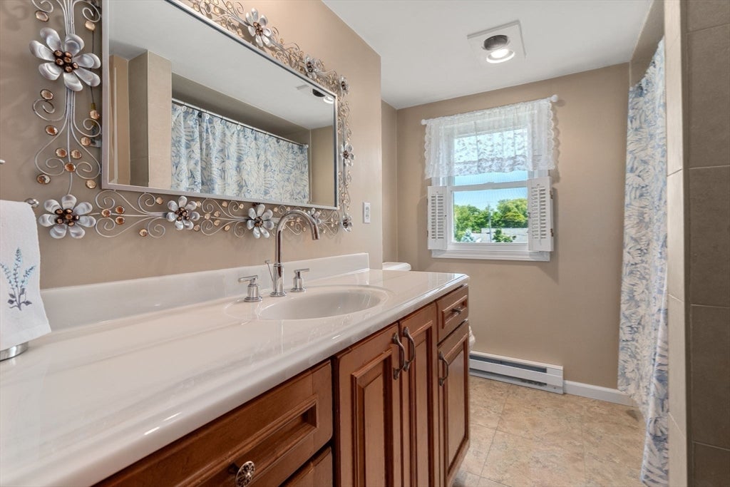 86 Redfield Rd, Wakefield, MA, 86 Redfield Rd, Wakefield, MA Photo #22