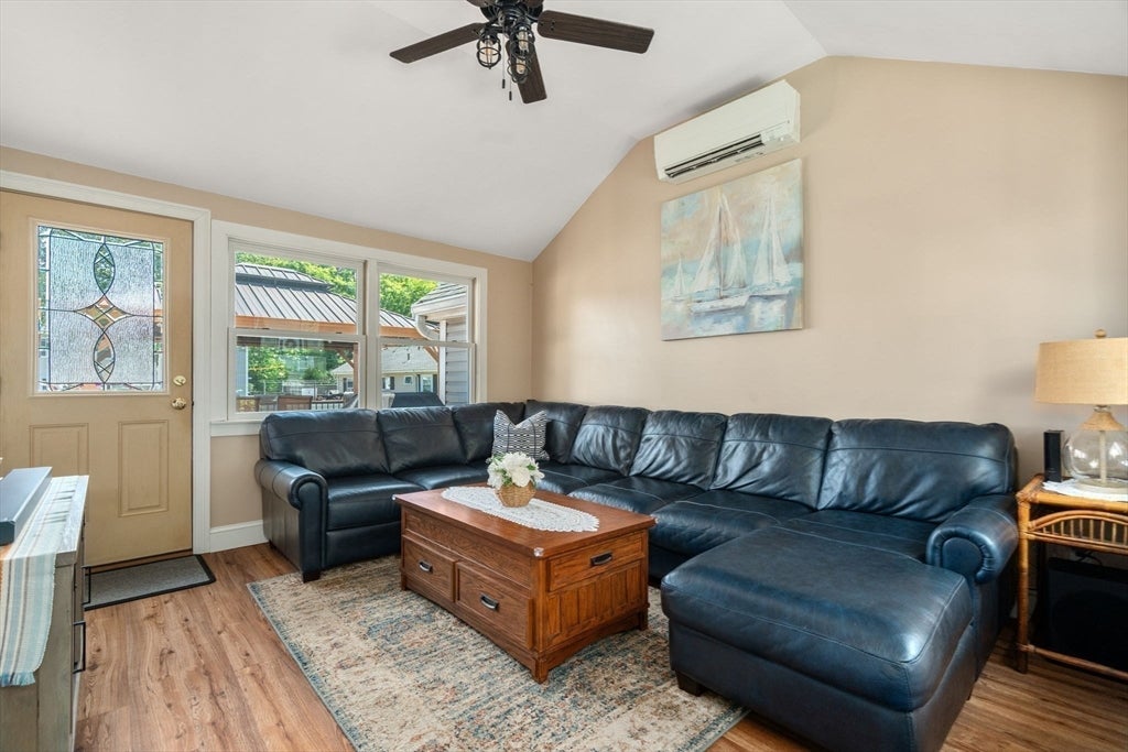 86 Redfield Rd, Wakefield, MA, 86 Redfield Rd, Wakefield, MA Photo #11