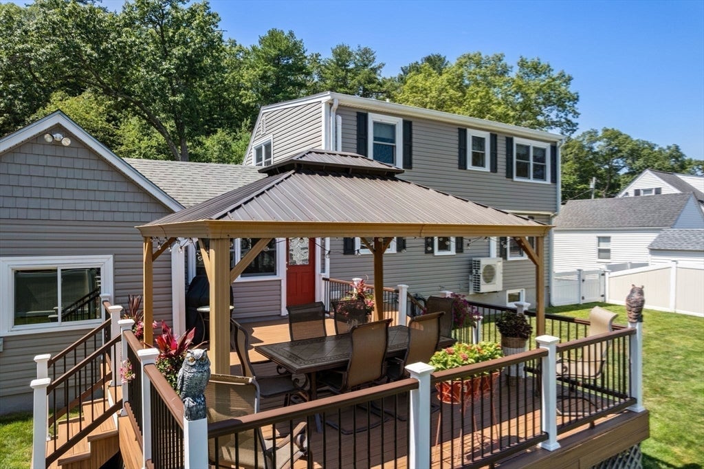 86 Redfield Rd, Wakefield, MA, 86 Redfield Rd, Wakefield, MA Photo #24