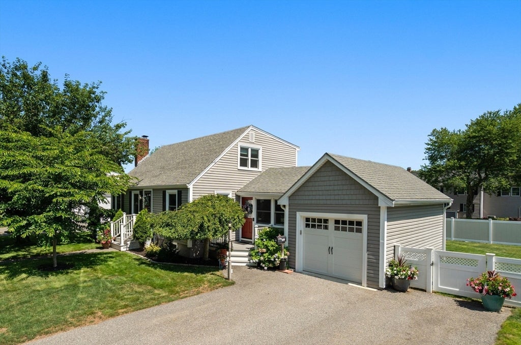 86 Redfield Rd, Wakefield, MA, 86 Redfield Rd, Wakefield, MA Photo #2