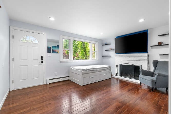 25 Fleming Avenue