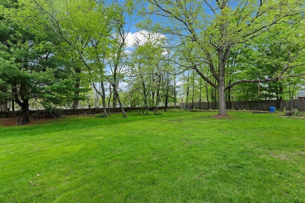 26 Bacon Sq, Plainville, MA Photo #26
