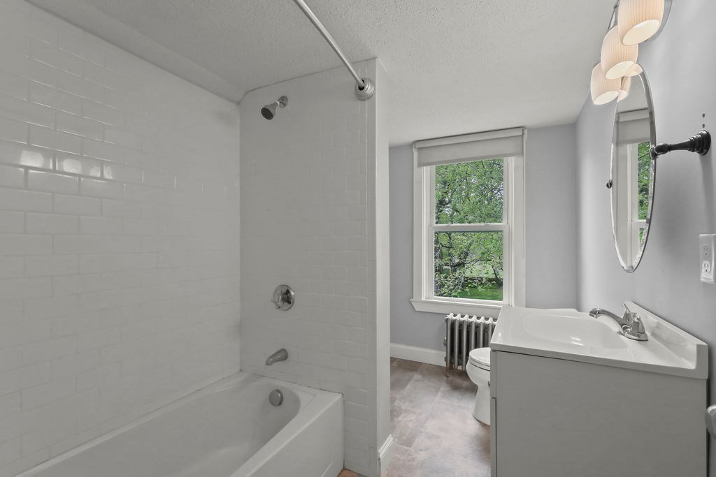 26 Bacon Sq, Plainville, MA Photo #21