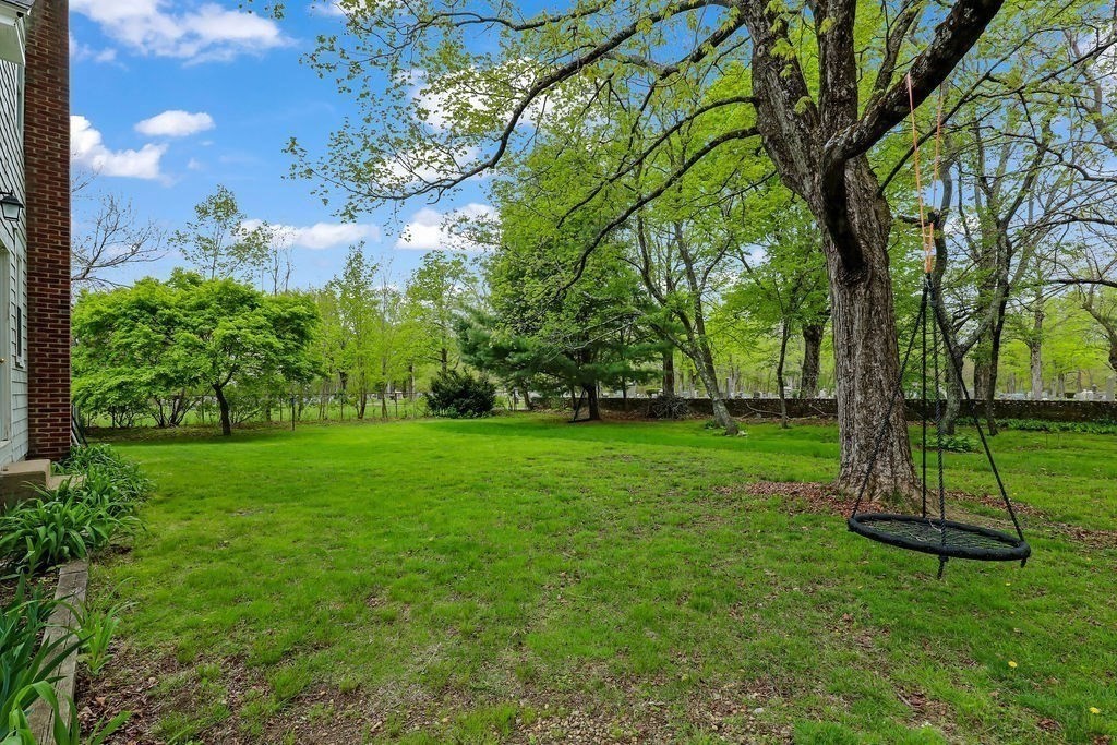 26 Bacon Sq, Plainville, MA Photo #25