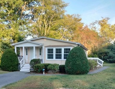 6 Chestnut Circle Rockland MA 02370