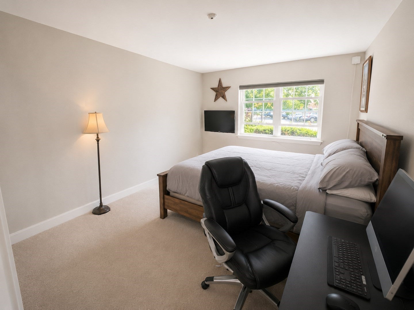 37 Fernview Ave #7, North Andover, MA Photo #4