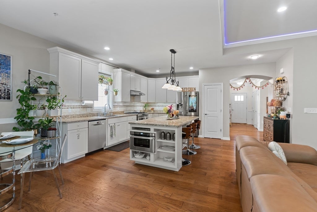 52 Primrose Cir #52, Hopkinton, MA, 52 Primrose Cir #52, Hopkinton, MA Photo #8