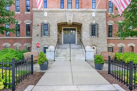 76 Court St. 6 Plymouth MA 02360