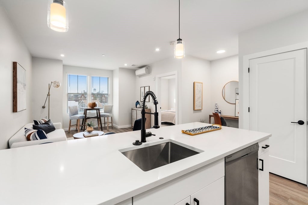 10 Somerset AVE #305, Winthrop, MA, 10 Somerset AVE #305, Winthrop, MA Photo #13