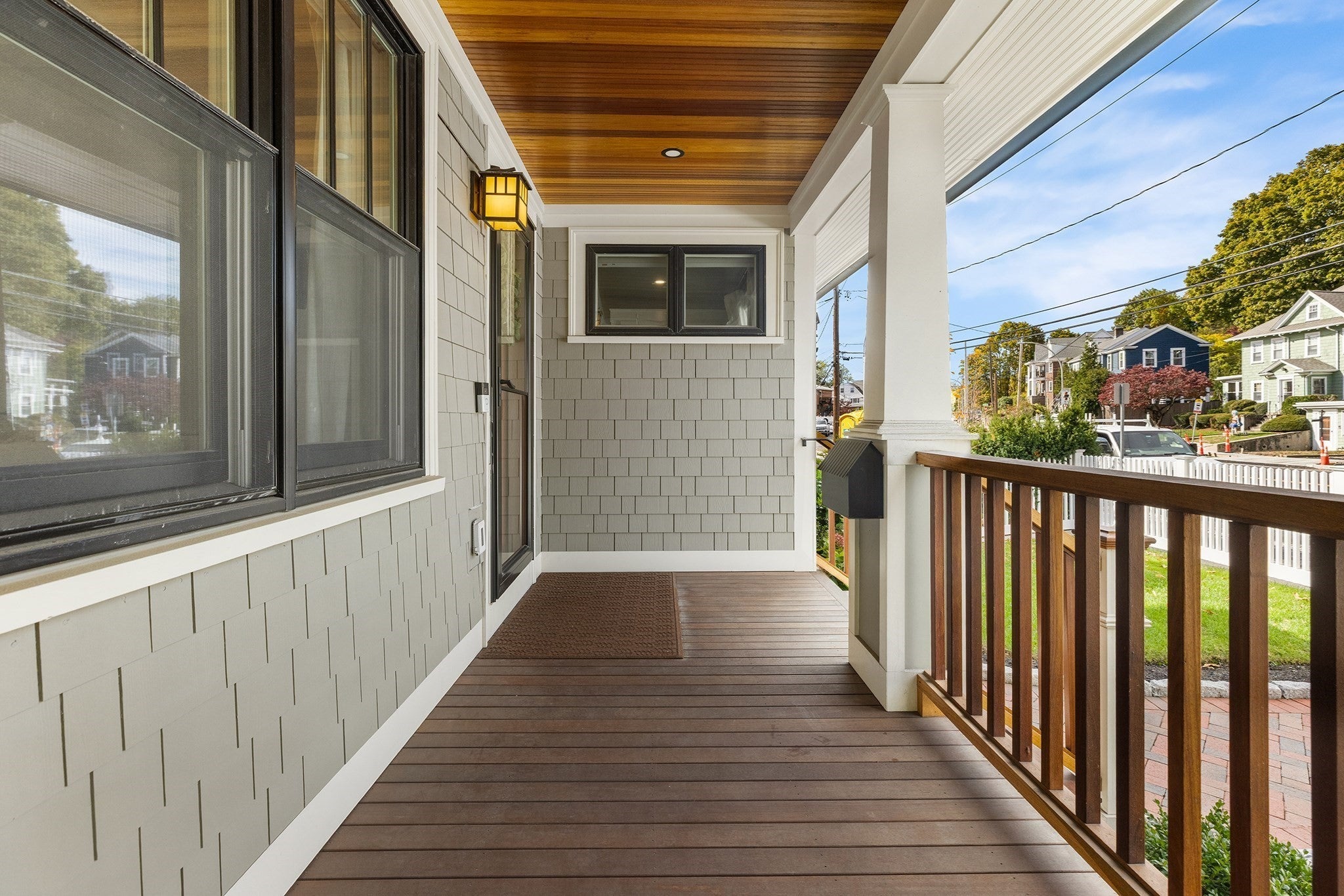 437 Mount Auburn St
