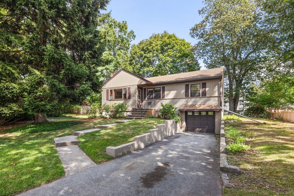 17 Louise Ave