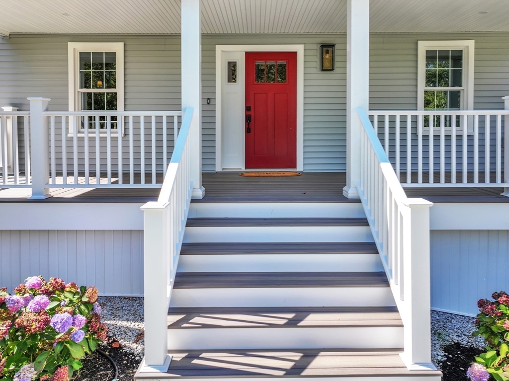 128 Old Southbridge Rd