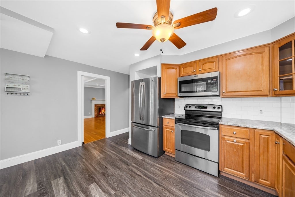 21 Leroy Ave, Haverhill, MA, 21 Leroy Ave, Haverhill, MA Photo #8