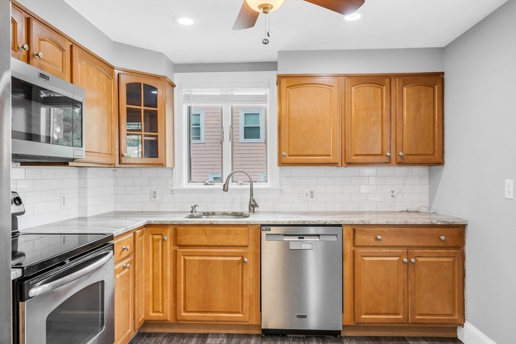 21 Leroy Ave, Haverhill, MA, 21 Leroy Ave, Haverhill, MA Photo #6