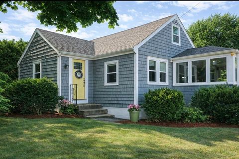 Photo of 16 Cricket Ln, Marshfield, MA 02050 (MLS # 73523054)