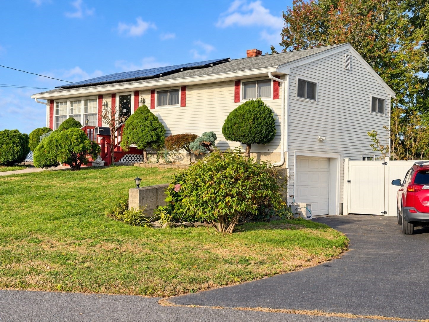 37 Paula Street, Somerset, MA, 37 Paula Street, Somerset, MA Photo #3