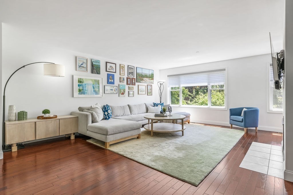 30 Webster St 4