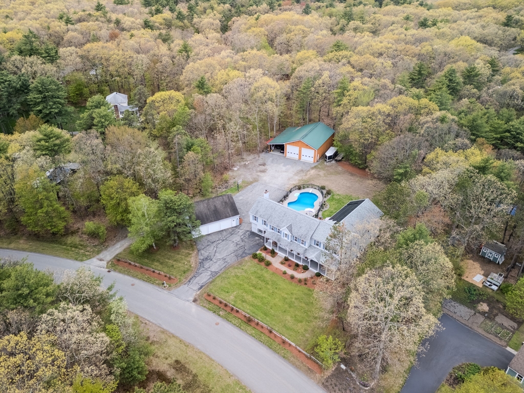 Photo: 11 Longwood Dr, Lunenburg, MA