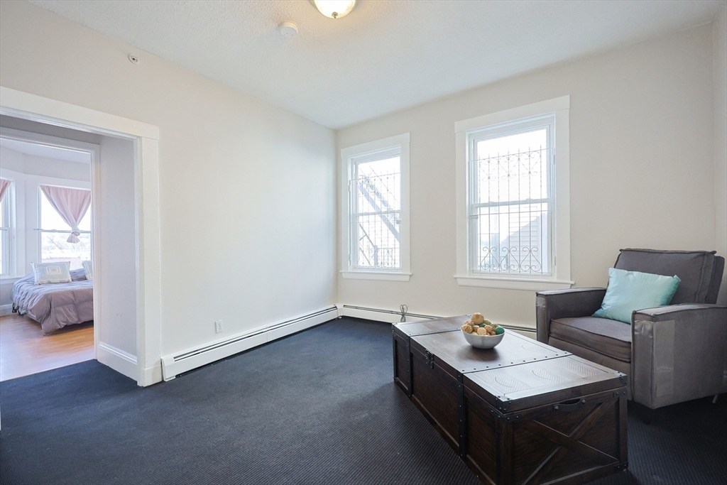 785 Main St 3