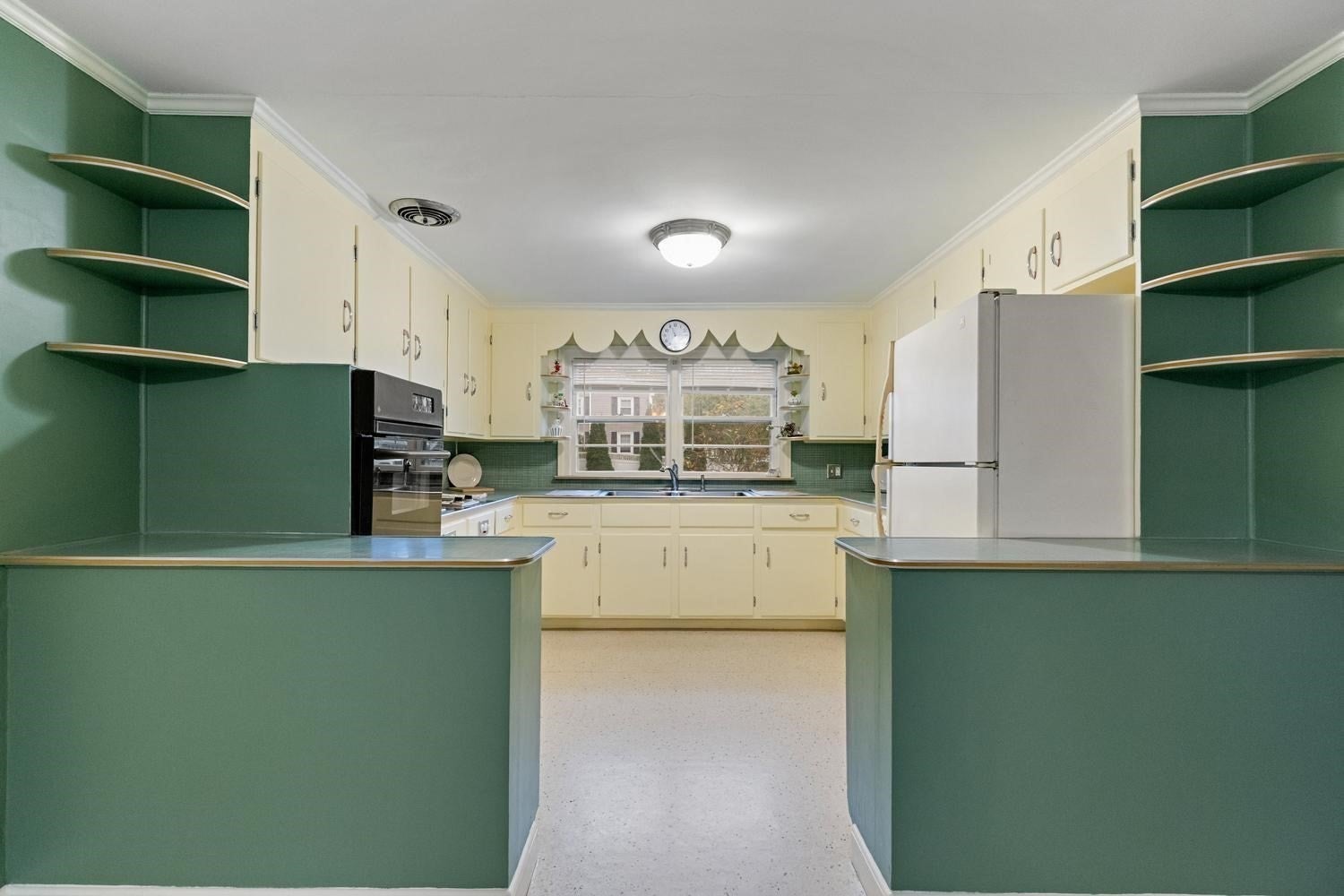 218 Lowell St, Wakefield, MA, 218 Lowell St, Wakefield, MA Photo #13