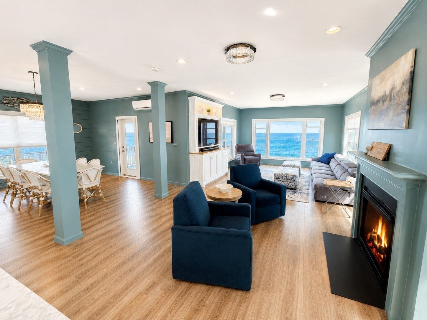 16 Gunrock Ave