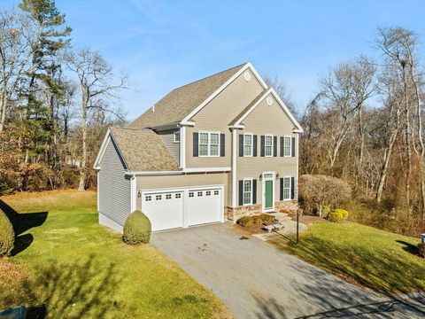 3 Heather Way Raynham MA 02767
